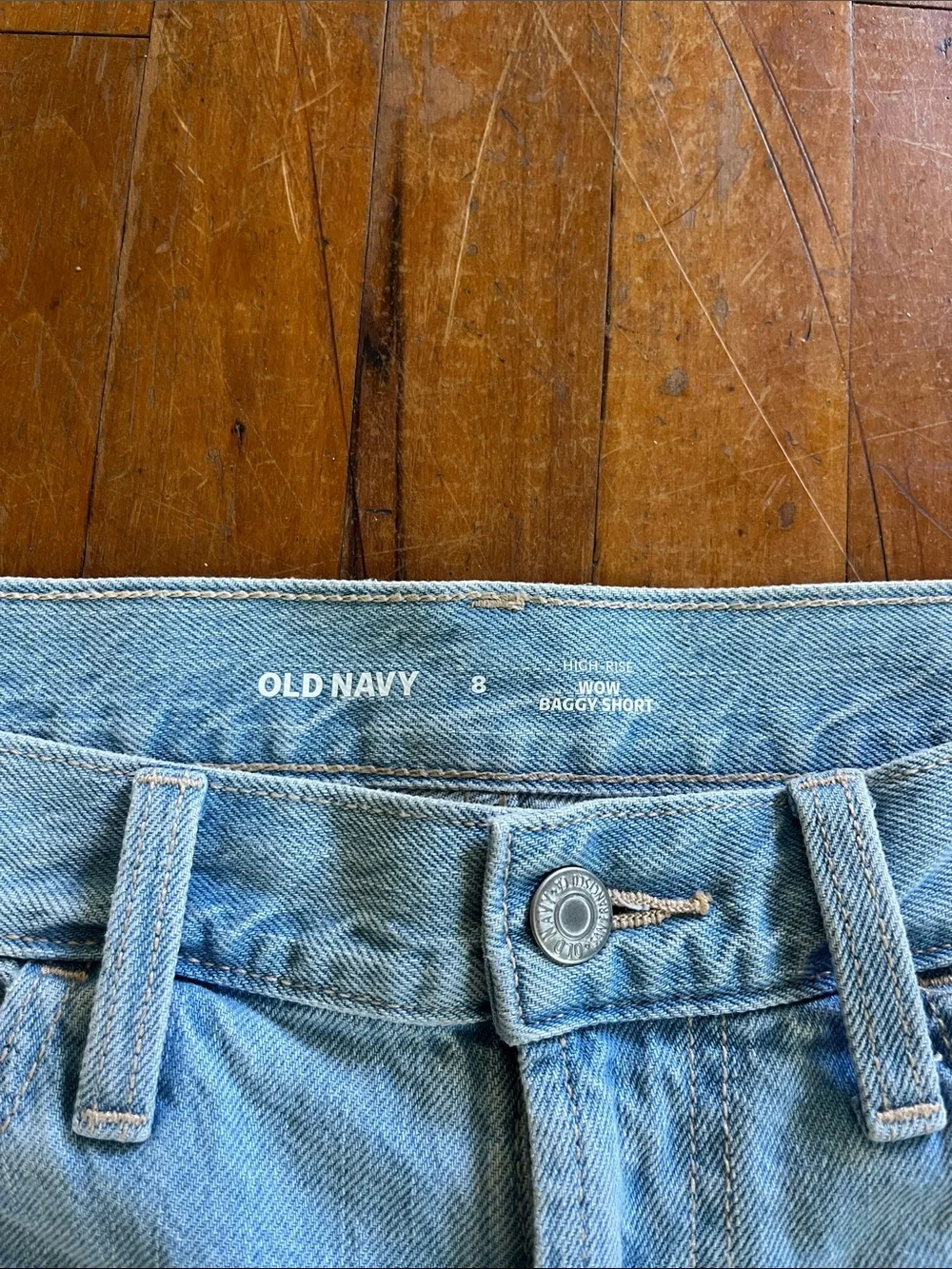 Old Navy Light Wash Denim High-Rise WOW BAGGY Shorts